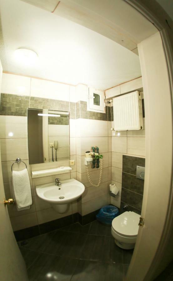 Ilion Hotel צ'נקלה מראה חיצוני תמונה